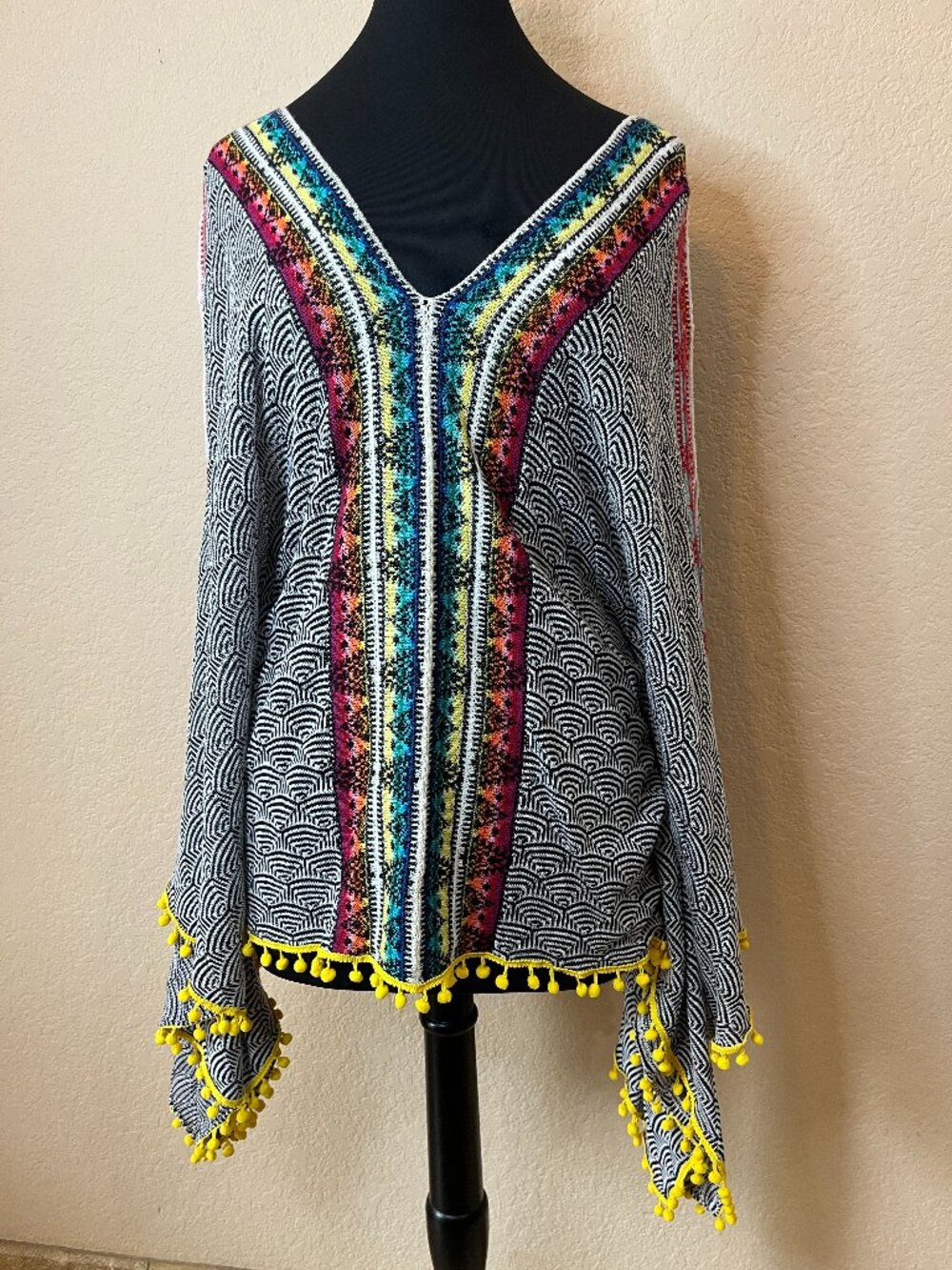 Women's Feminine Knit Blouse